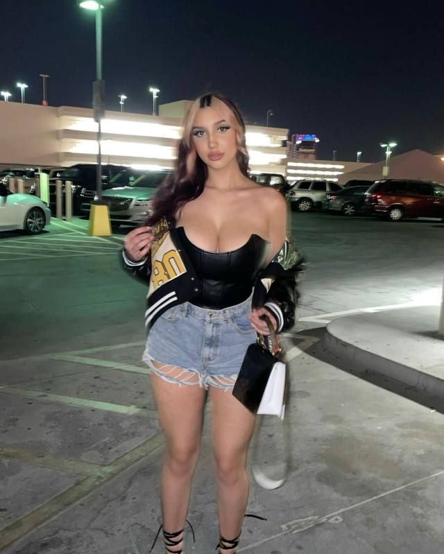 I OFFER BOTH 🍌INCALL&OUTCALL ANAL SEX DOGGY STYLE💦SUCKING&EATING💧 🍌GANGBANG🍓 👬COUPLES DATE👩‍❤️‍💋‍👩 🍏CARDATE🚘 🍇MASSAGE🥬 🥔NURU - Image 3